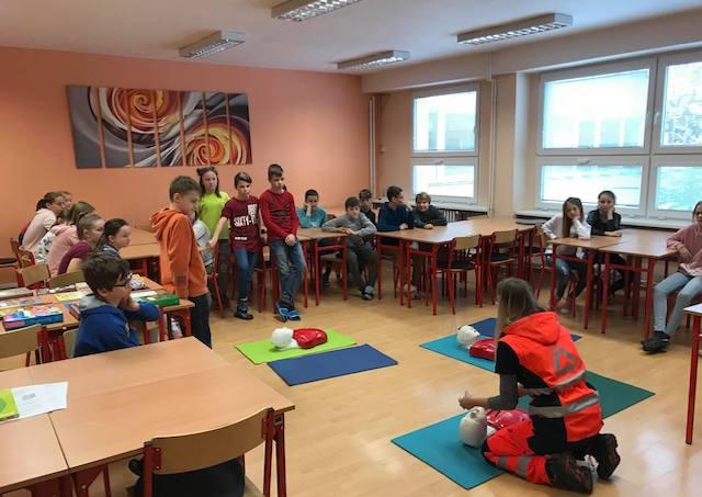 Ruzomberok, studenti, prva pomoc