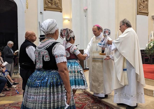 Šaštín, seniori, put, biskup Haľko