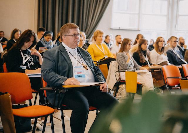 Badín, konferencia, mladež