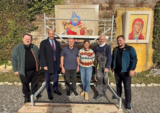 Vatikán, mozaika, priprava