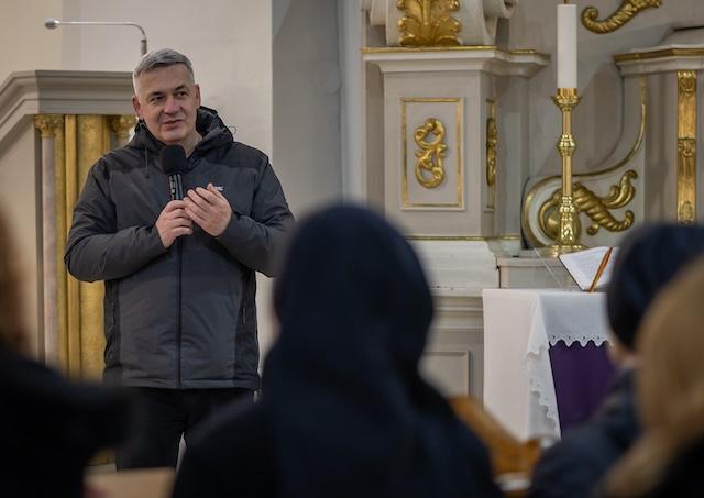 Šenkvice, Modlitby za kňazov