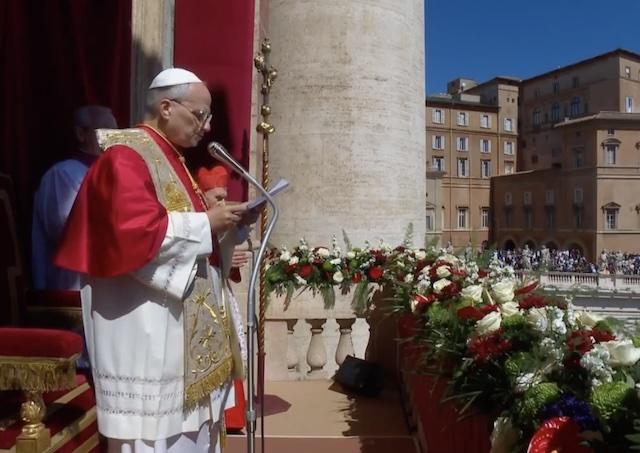 Vatikán, Urbi et orbi